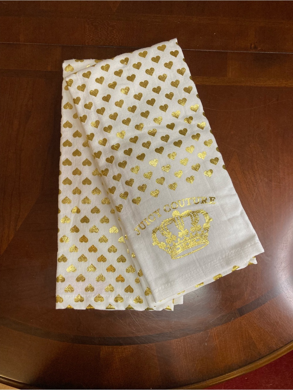 Juicy Couture White & Metallic Gold Hand Towels NWOT - Picture 4 of 8